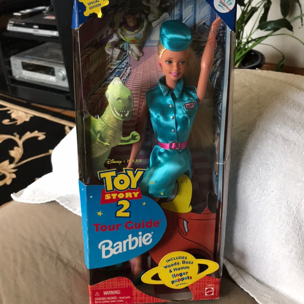 1999 Special Edition Toy Story 2 Tour Guide Barbie